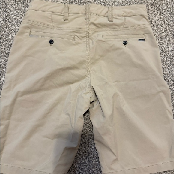 Hurley Nike Dri Fit Boys Khaki Shorts - Picture 2 of 4